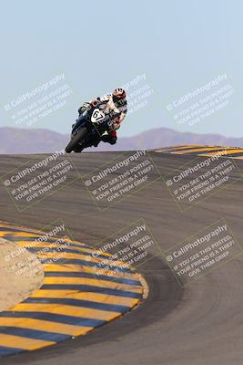 media/Dec-18-2022-SoCal Trackdays (Sun) [[8099a50955]]/Turns 9 and 10 Set 2 (1055am)/